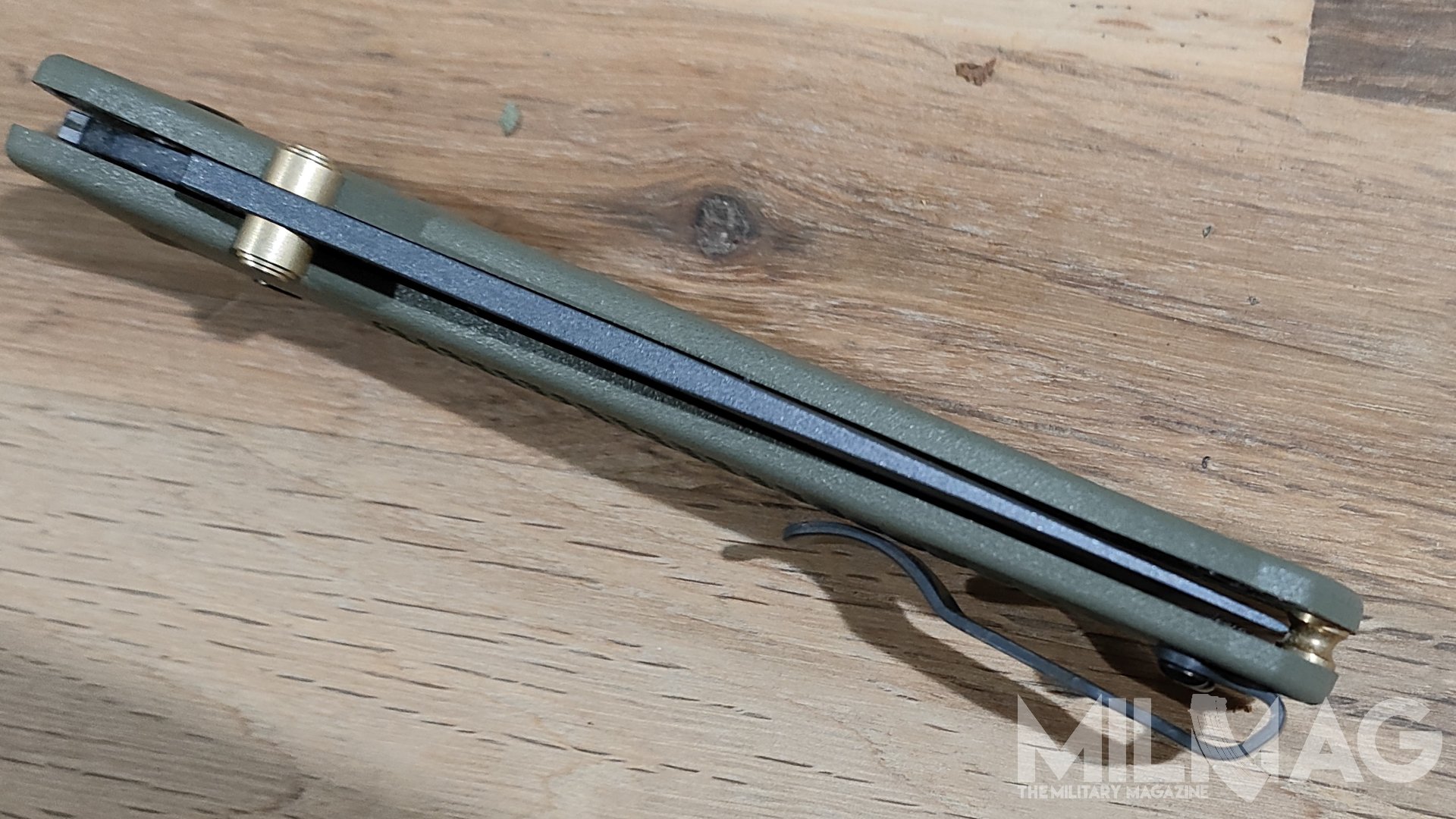 wycentrowanie ostrza w nożu benchmade bugout