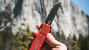 benchmade OTF Shootout w dłoni