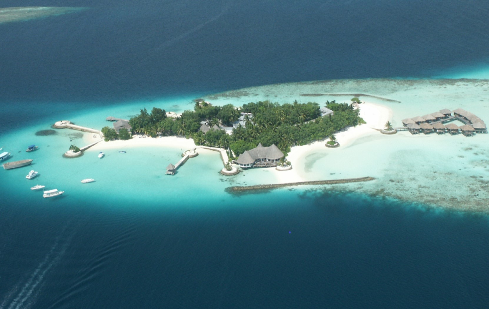Bolifushi z lotu ptaka. Źródło: Giorgio Montersino https://www.flickr.comphotos39442289@N002339686551, CC BY-SA 2.0, httpscommons.wikimedia.orgwindex.phpcurid=3762802