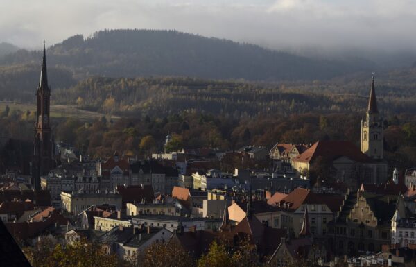 Wałbrzych, widok na panoramę miasta. Źródło: pixabay.com