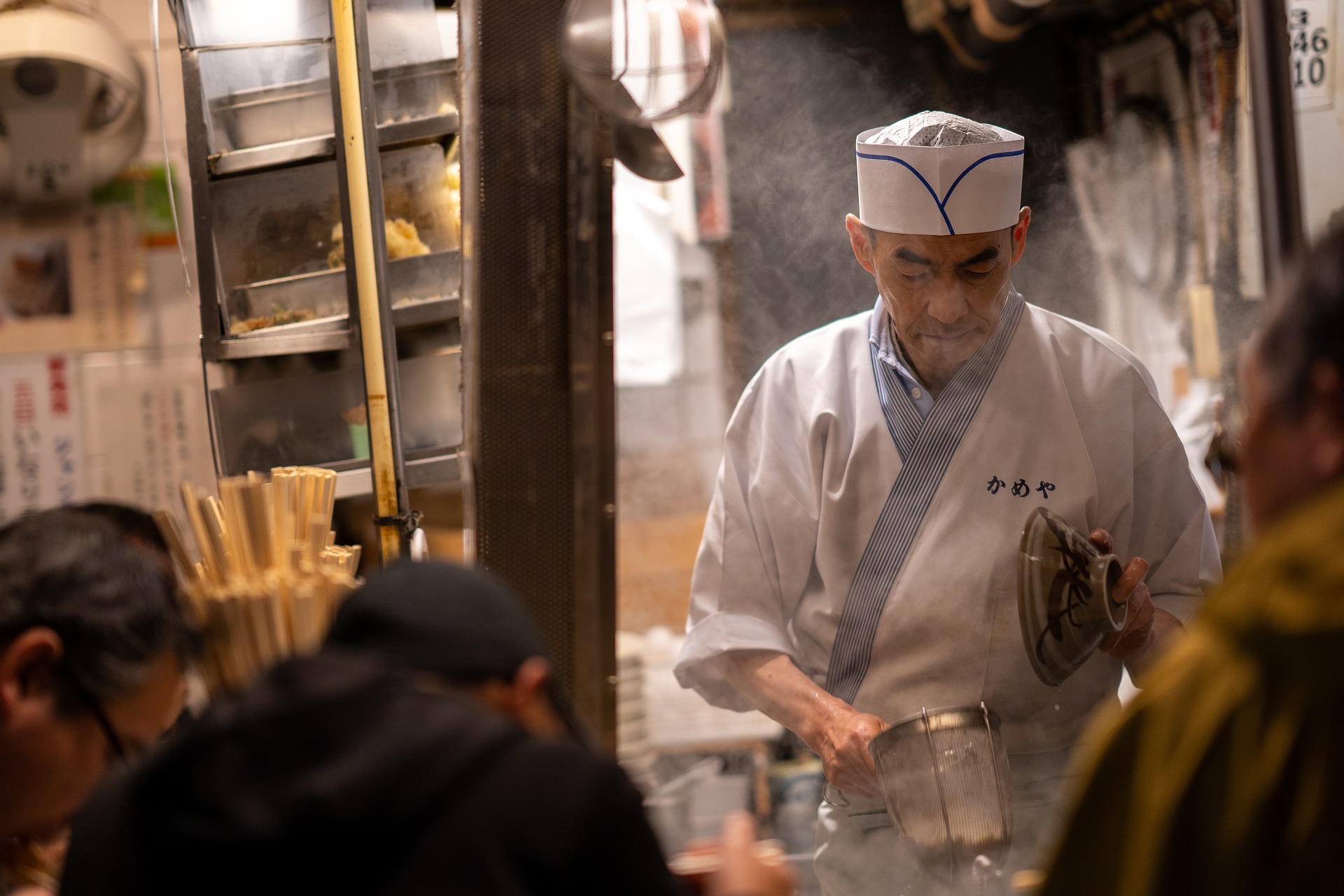 Street food na ulicach Tokio. Źródło: pixabay.com