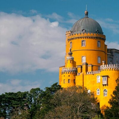 Pałac Pena w Sintrze, perła Portugali i jeden z najpiękniejszych zamków Europy