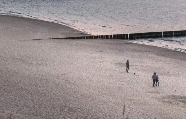 pusta plaża. Prawie jak pensjonaty w lipiec 2025