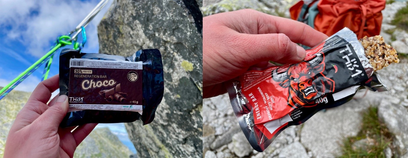 grafika łączona, widać dwa testowane produkty This-1 - z lewej strony baton proteinowy, z prawej - baton o smaku wołowiny z chili