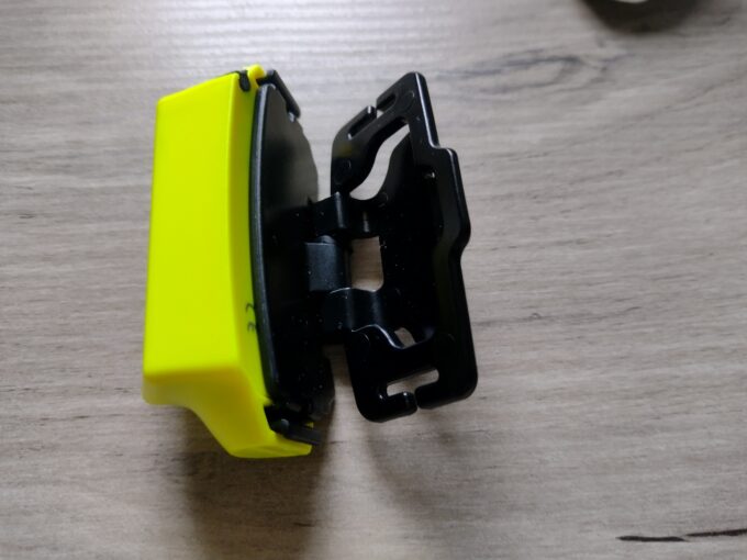 Zbliżenie na klips do mocowania Streamlight Bandit Pro