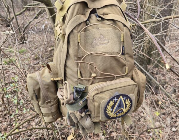 Plecak EDC Backpack wyposażony w dodatkowe kieszenie