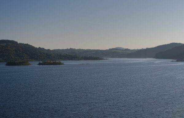 Jezioro Mucharskie - to tu jest Wieża widokowa nad Jeziorem Mucharskim