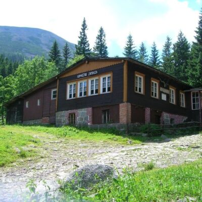 Schronisko "Nad Łomniczką"