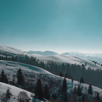 góry pod śniegiem mimo wiosny trudne warunki w Beskidach