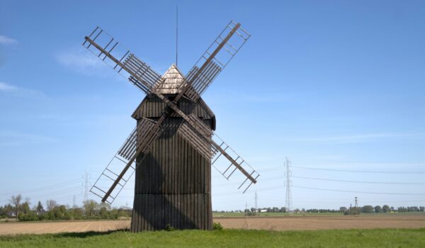 wiatraki w Polsce i SlowTravel 2026