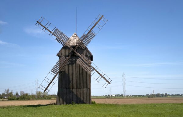 wiatraki w Polsce i SlowTravel 2026