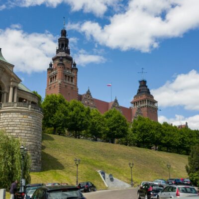 Szczeciński zamek jest nieopodal miejsca gdzie odbywa się Piknik nad Odrą