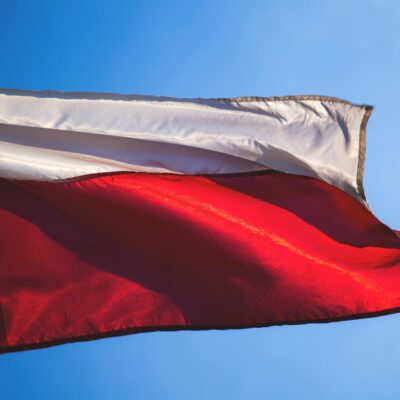 Polska flaga. Komunikaty MSZ