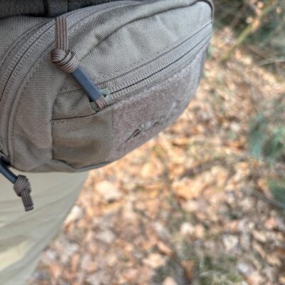 nerka Helikon Possum-Cordura przypięta do pasa